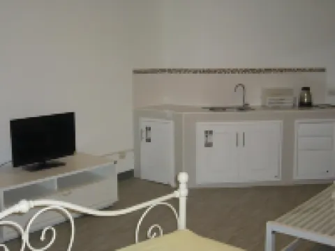 Chan Kim Don Mueang Guest House, 550 Yards from Impact Muang Thong Thani