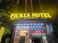 PICKLE HOTEL Hotels in Tu Son