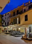Via ROMA 52 Large Apartament (up to 8)