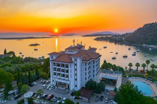 Muup Resort Çeşme- All Inclusive