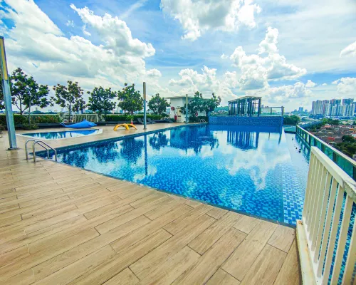 Cozy Suites at Saville Cheras by HCK Ξενοδοχεία στην πόλη Cheras