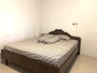 Arwaga Homestay - parking