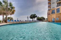 Impressive 1Br Oceanfront Suite, With Pool and Free Wifi - Condos