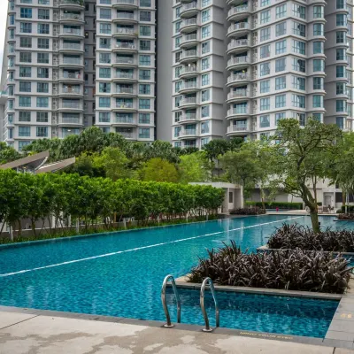 Cozy 1BR Home, 6min to Legoland, Free Parking 鄰近Bangunan Dato' Jaafar Muhammad的酒店