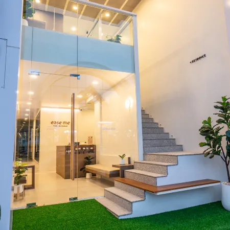 Ease Me Residence Отели рядом с достопримечательностью «Рынок Сантисук»