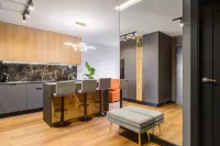 Lumina lux apartment with parking Hotels in 