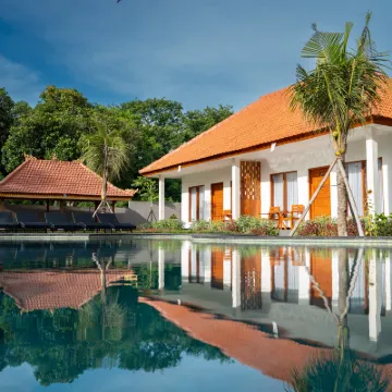Kasturi Uluwatu Tirtha Chapel周辺のホテル