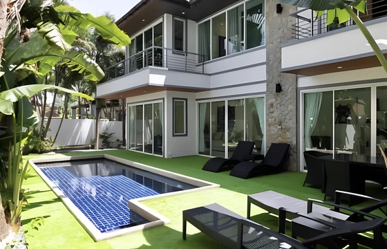 รูปภาพของRoyal Nest