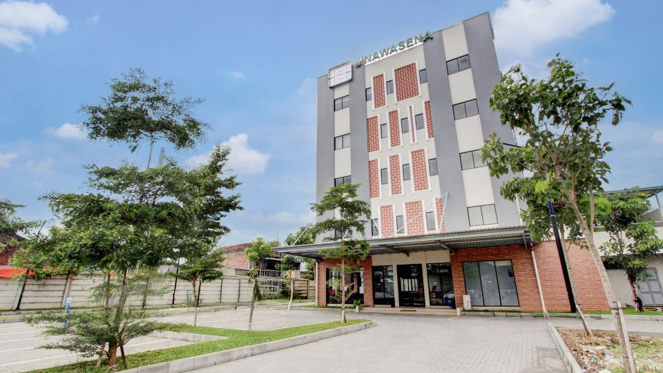 Townhouse Oak near The Park Mall Solo formerly D’Nawasena Guest House