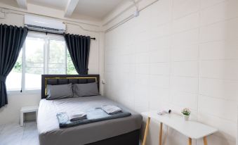 Room 208 Near Don Mueang Airport & BTS Wat PhraSi