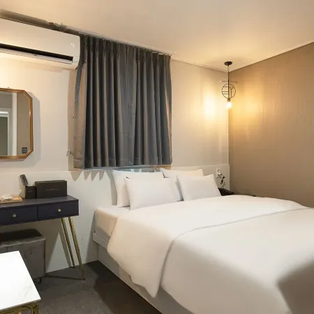 Artichoke Hotel