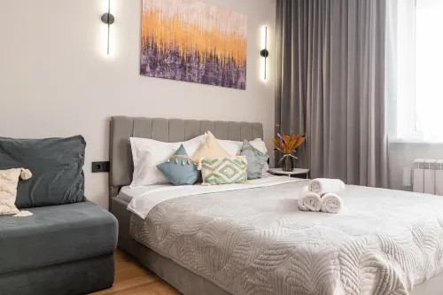 Stylish Apartment on the 12th Floor with Mountain & City Views (114) - 3-Star