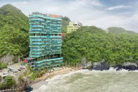 Vela Cat Ba Beach Resort, Flamingo Sea & Sand Residence - Beach