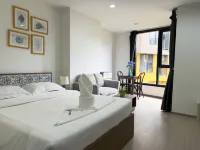 THE BASE Central Phuket - Uima-altaat