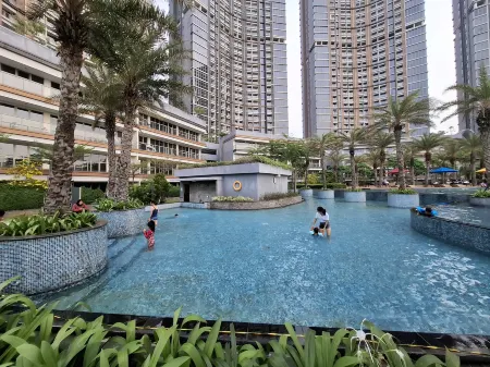 Jakarta 1 room gold coast seaview pik Отели рядом с достопримечательностью «Pantjoran Chinatown PIK»