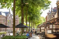 Stylish & Tranquil Garden Retreat ~ Lounges ~ Pkg! Hotels in Oisterwijk