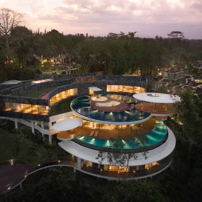 Bumi Kinar Skylight Hotels near Rudana Museum