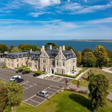 Treloyhan Manor
