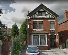 OYO Woodville Lodge Leeds