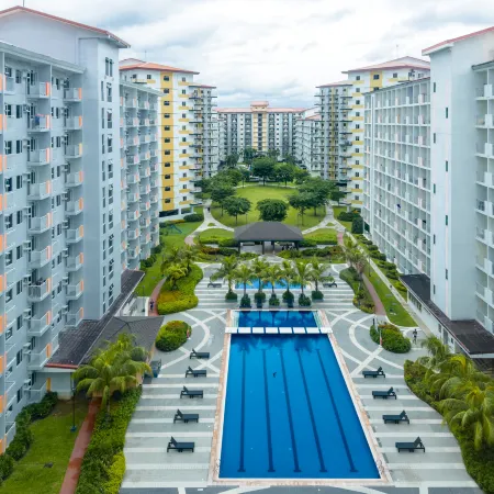 GemstoneBR in SMDC Field Residences Отели рядом с достопримечательностью «Gabriel "Flash" Elorde Museum»