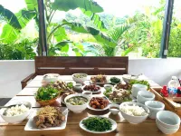Rocky Mountain Ecolodge Hotels in Ninh Nhat