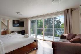 Vancouver Stay --- Victoria Island , Sooke Waterfront House With Private Dock