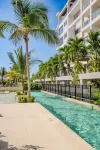 Apt 2 rooms with private beach and ideal pool - С бассейном