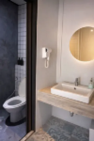 Free Way Kata Beach Hostel