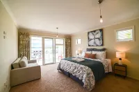 Ohana Tekapo Vista - 3BR, Hot Tub & Stunning Views Hotel a 
