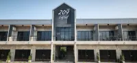 209 ลอฟเทล