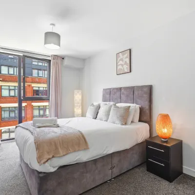 Modern Digbeth Stay | Ensuite | Free Parking Отели рядом с достопримечательностью «Сайрхолл Милл»
