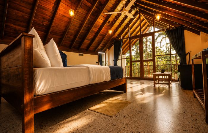 Nine Arch Jungle Inn