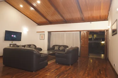 Hotel Temi House - С парковкой