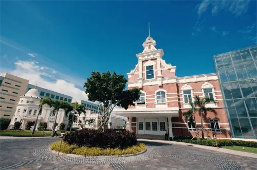 BGC 麥金利市中心公寓