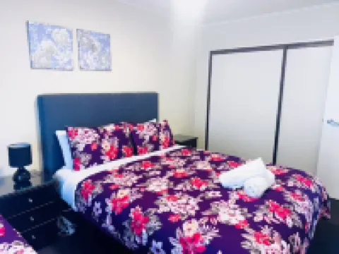 Merivale Court One Bedroom Apartment-Unit7