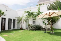 LASAOMA HOMESTAY Các khách sạn gần Công viên Vincom Xuân Khánh