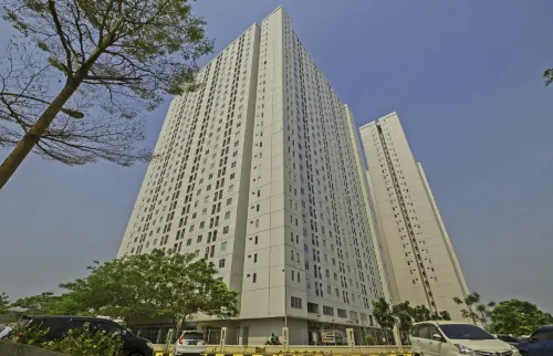 Bassura City by Emily in Town