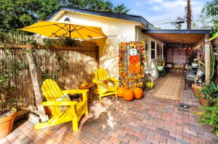 Top 1% ABNB Villa Oasis w/ Botanical Courtyard