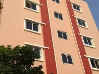 Blue Springs Hotels near Turkish Consulate