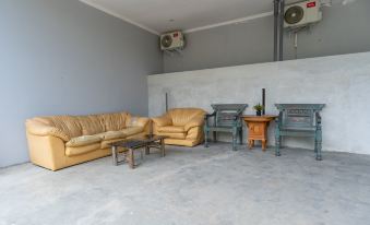 ELBA Guesthouse Near UNNES By ARBA