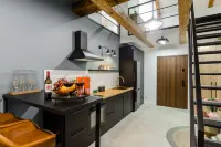 Lumina spacious 2-levels apart - Parvekkeita