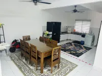 Little Home by Arissa Hotel di Pegoh