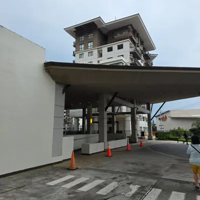 Q Inn Serin East, Tower 2, Behind Ayala Malls, Tagaytay City โรงแรมใกล้ซัมมิท ริดจ์ พรอเมอนาด