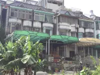 Johnnie's Inn Hotel berhampiran Jambatan Daxi