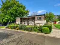 Traralgon Holiday Village Hotels in Traralgon