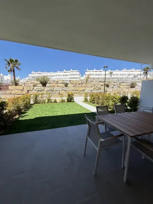 Lirios Residencial Block 2 Garden 5