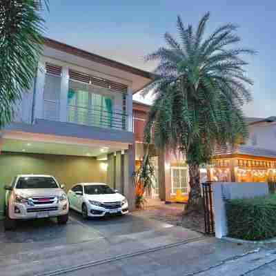 T.B Sea breeze Pool Villa Hotel Exterior