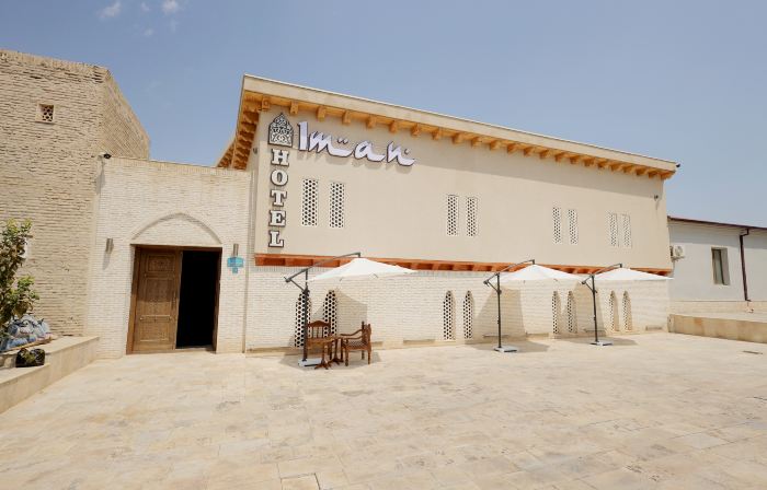 Hotel Iman