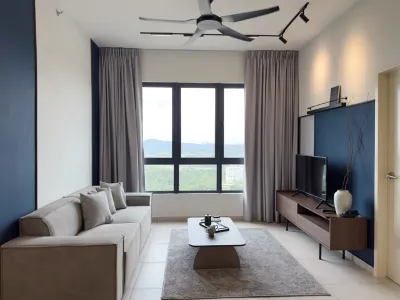 Premium Whole Unit - Nearby MRT Hotels near Bukit Serdang Trail Hill Peak