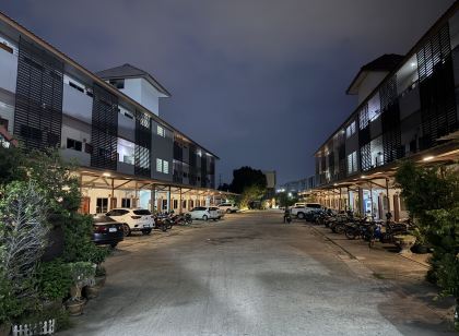 Leelawadee Apartment